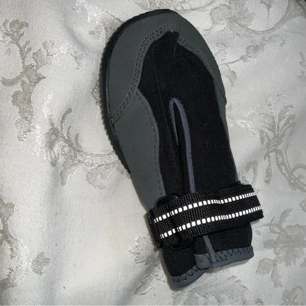 Top Paw Black Reflective Adjustable Booties Non-Skid Rubber Soles NWOT XL
